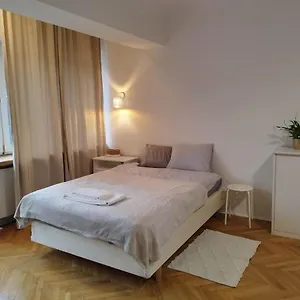 Kwatera prywatna Pokoje, Na Wlochach, Ul. Nieduza